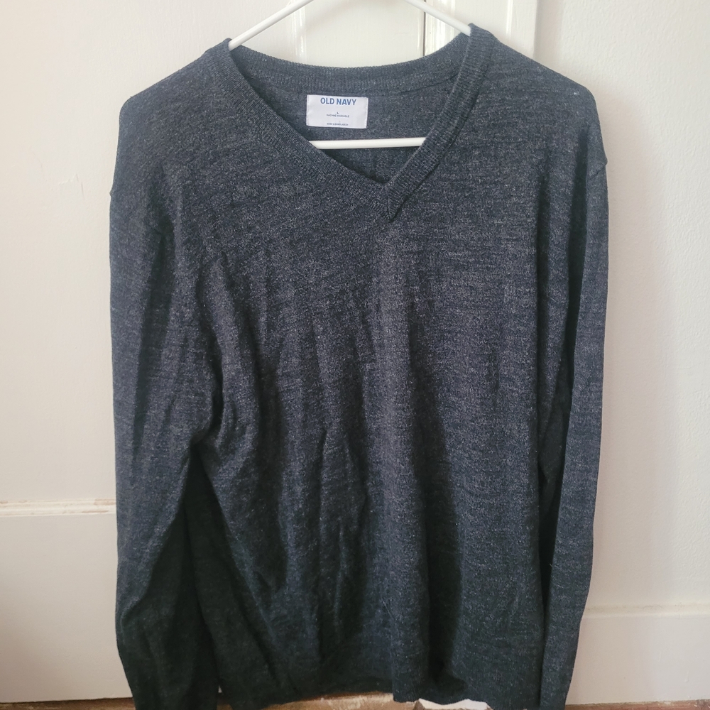 Old Navy Women's Dark Charcoal V-Neck Sweater